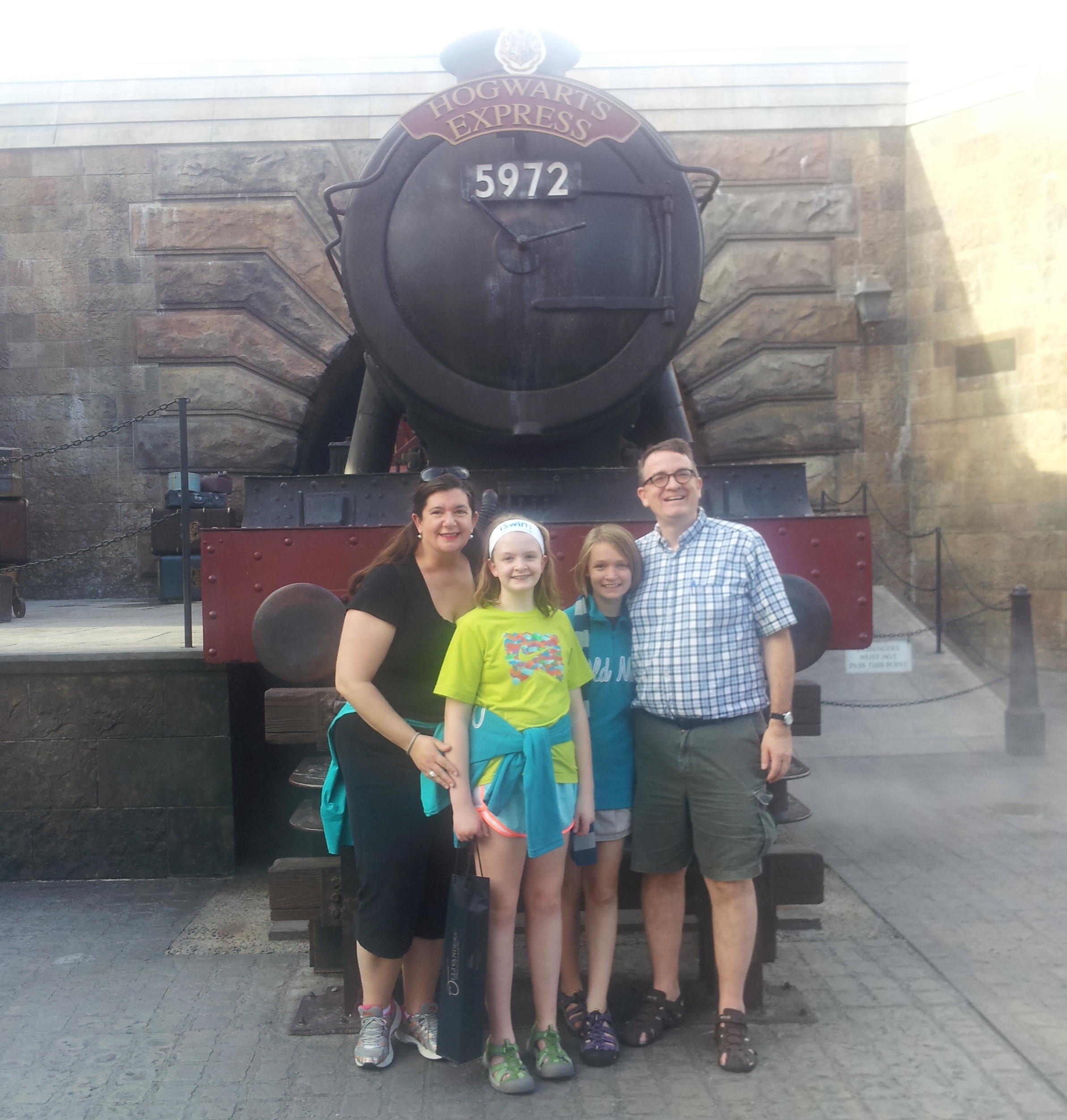 2014-11-23 Universal Curti Hogwarts train.jpg